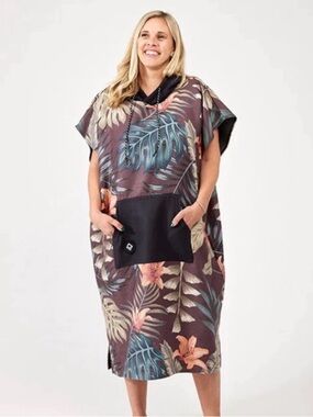 Nomadix S/M Multi-Color Tropical leaves and flowers Changing Poncho great cond